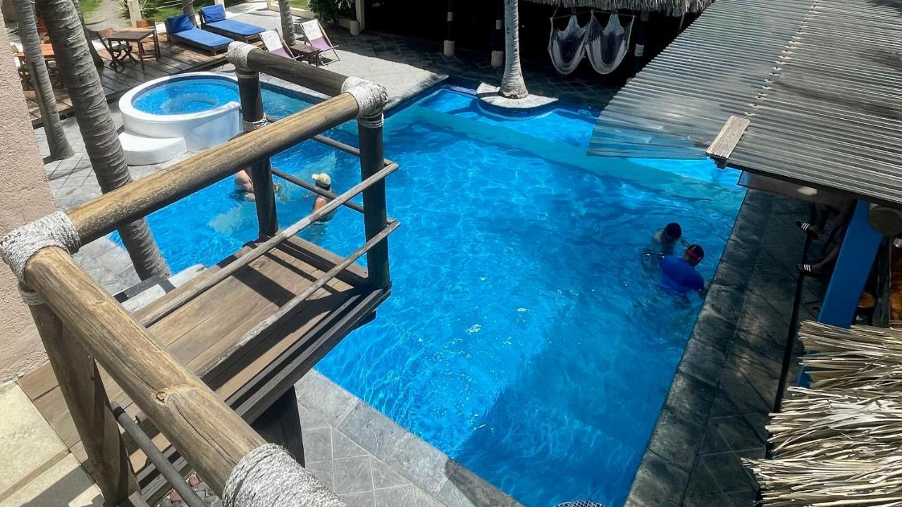 Johnnys Place Hotel มอนเตริโก ภายนอก รูปภาพ