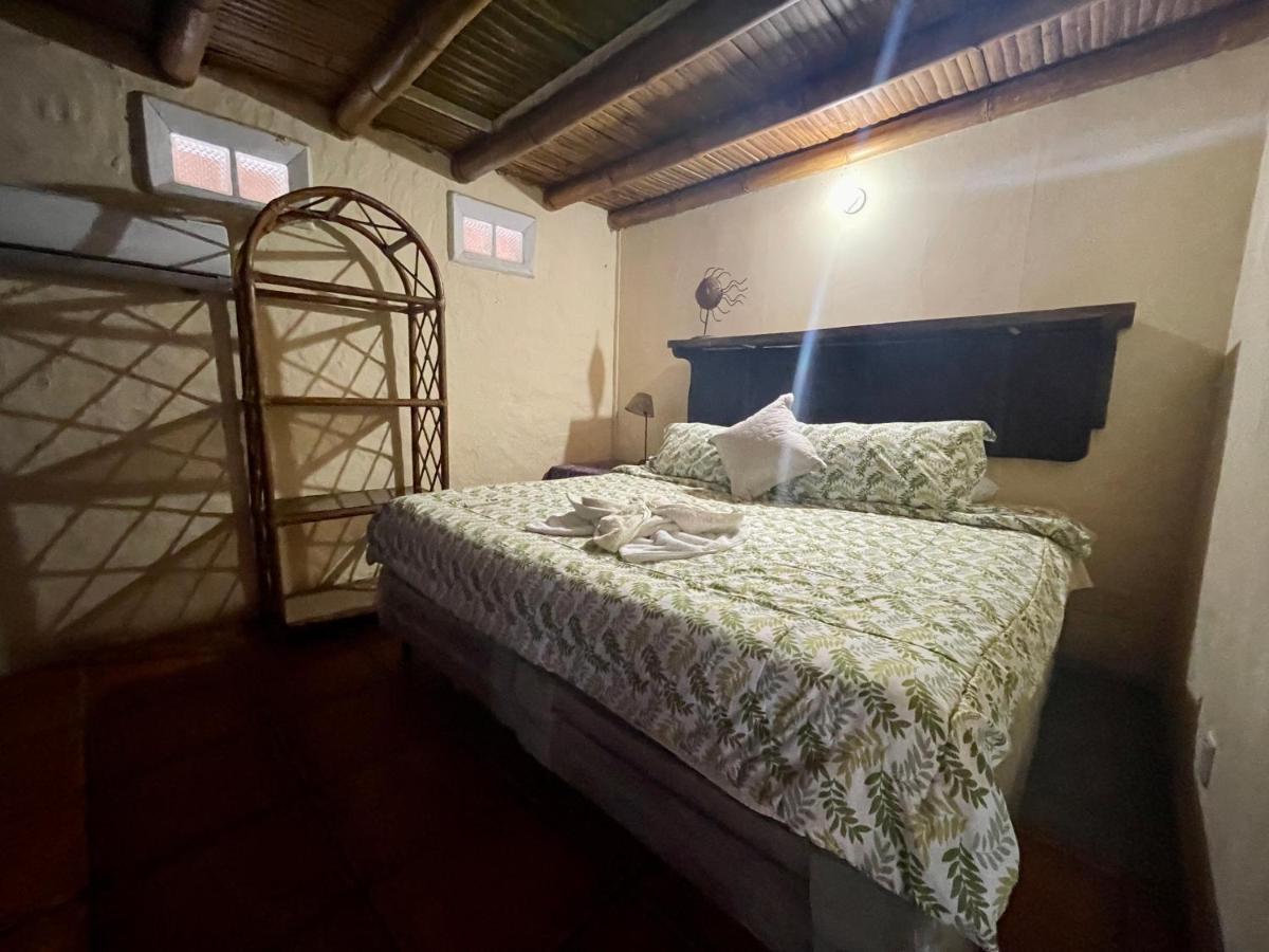 Johnnys Place Hotel มอนเตริโก ภายนอก รูปภาพ